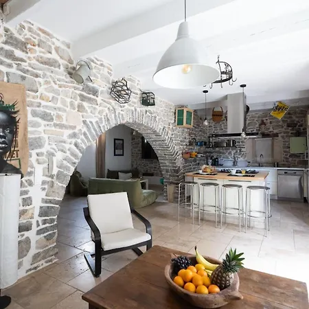 Bardelours 1 Charming House With Swimming Pool In The Heart Of The Pic Sa Casa de Férias